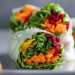 طرز تهیه ساندویچ رپ گیاهی با سس کنجد ساده عقاب: یک وعده‌ی سالم و خوشمزه برای گیاه‌خواران